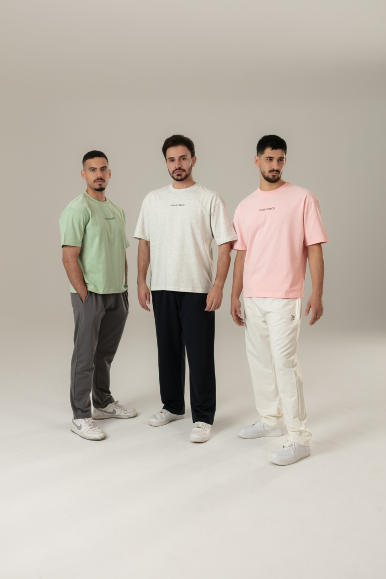 DUNE&copy; Oversized Tee, lifestyle